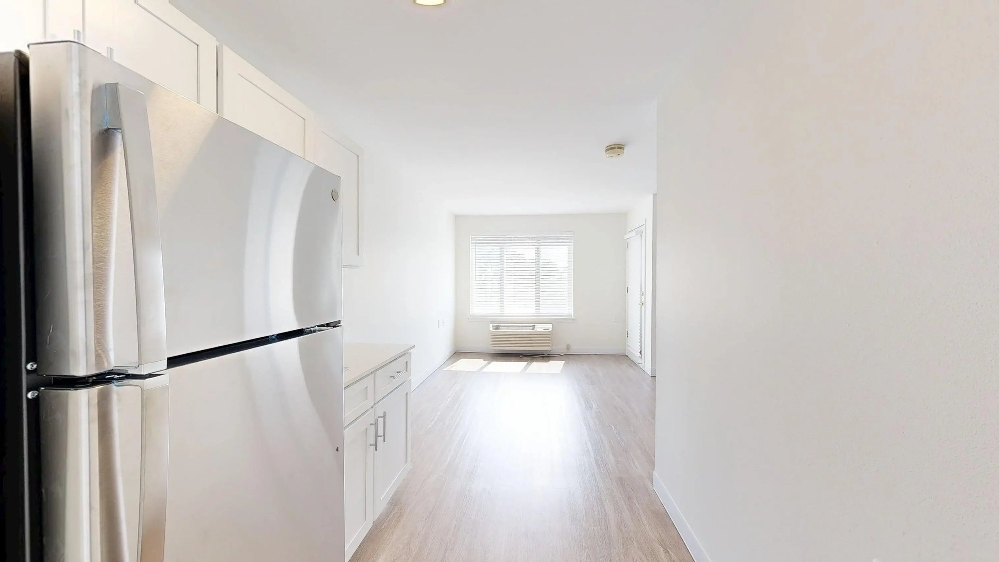 Azalea-Park-IL-Studio-369-sqft-Studio-Apartment